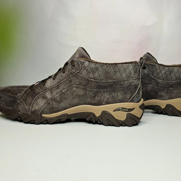 SKECHERS Relaxed Arch Fit Compulsions Mementos Trail Walking Sneaker Size 8 NWT - Picture 1 of 7